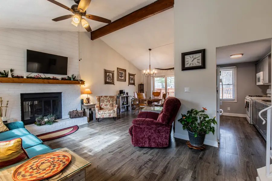 47 Lake Thunderbird Drive, Putnam, IL 61560 - #2