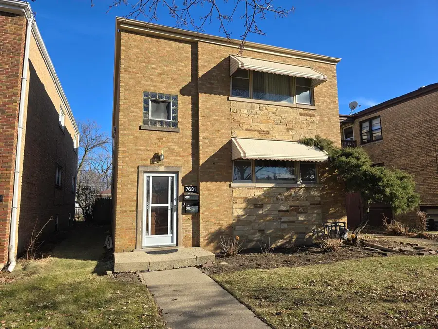 7631 N Knox Avenue, Skokie, IL 60076 - Image #2