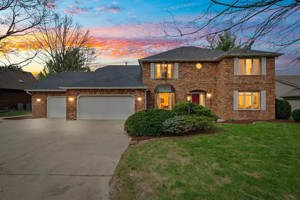 2404 N Nottingham Court, Champaign, IL 61821