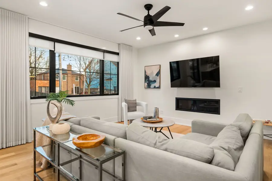 835 S Ashland Avenue, La Grange, IL 60525 - Image #3