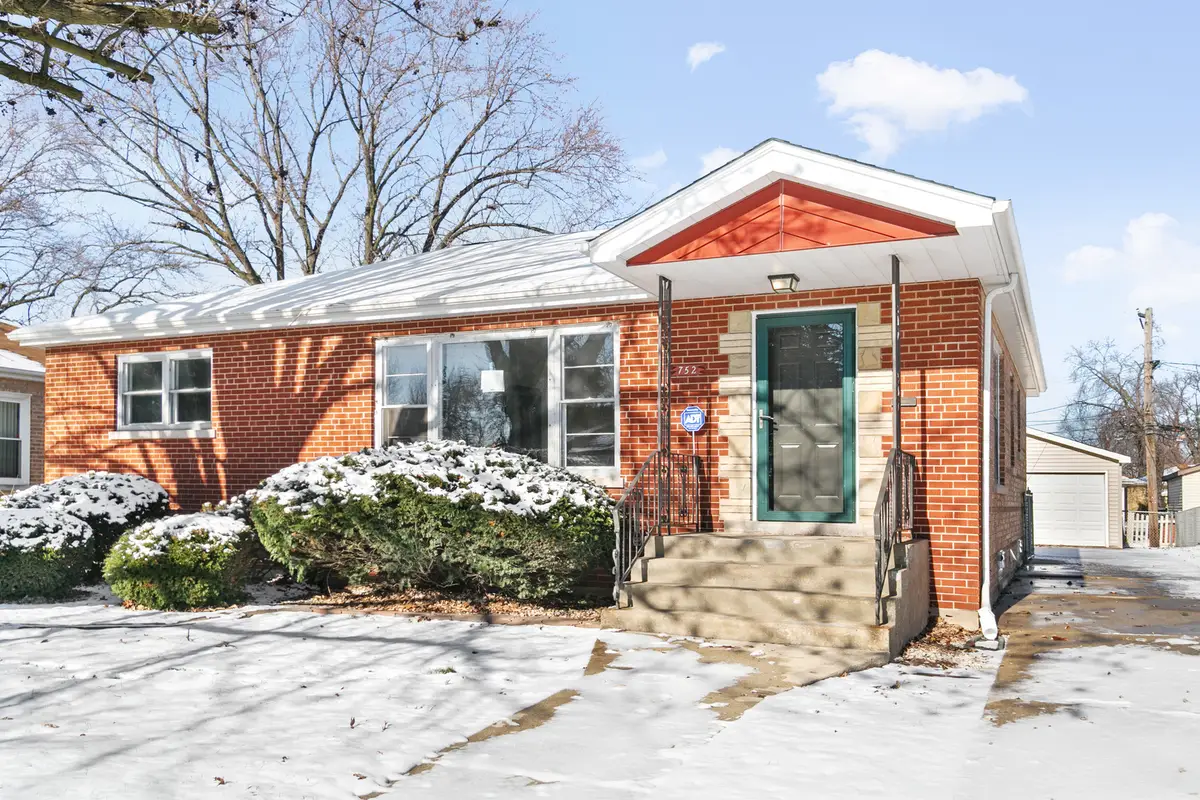 752 E 164th Street, South Holland, IL 60473 - Image #1