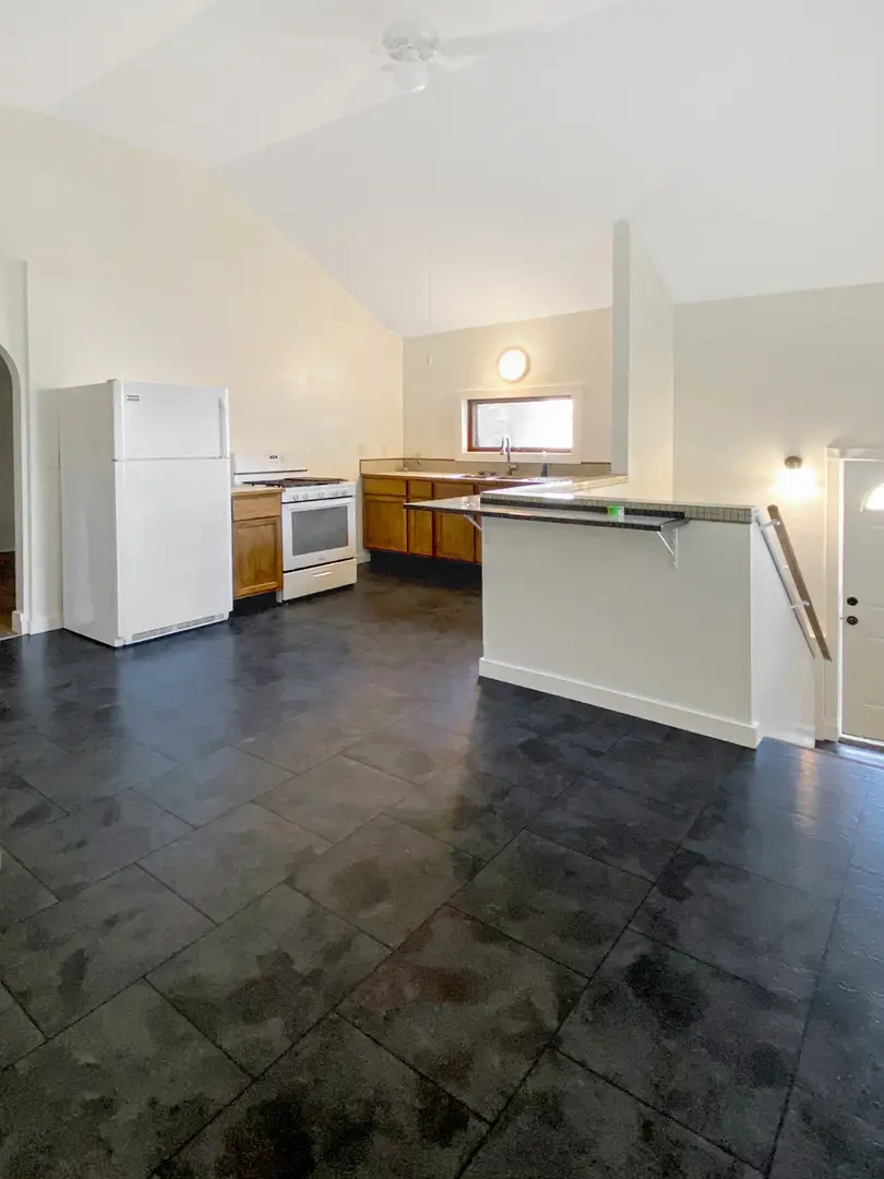 11 S Lake Avenue, Fox Lake, IL 60020 - Image #2