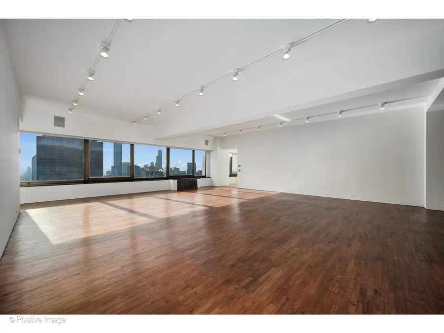 175 E Delaware Place #5116, Chicago, IL 60611 - Image #3