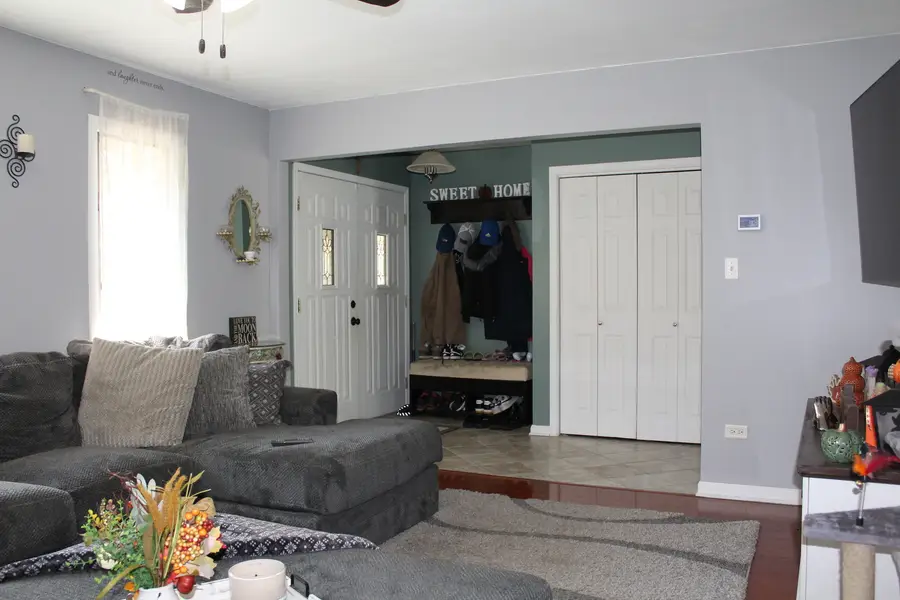 617 Melrose Lane, Beecher, IL 60401 - Image #3