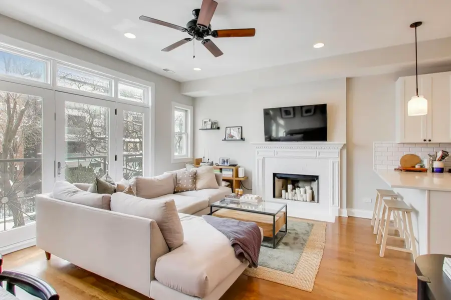 3040 N Sheffield Avenue #2, Chicago, IL 60657 - Image #3