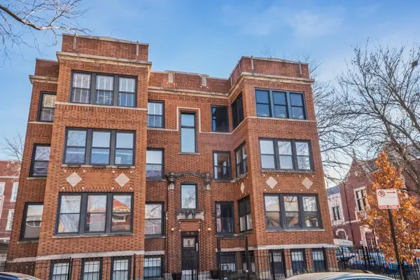 6703 N Bosworth Avenue #A3, Chicago, IL 60626