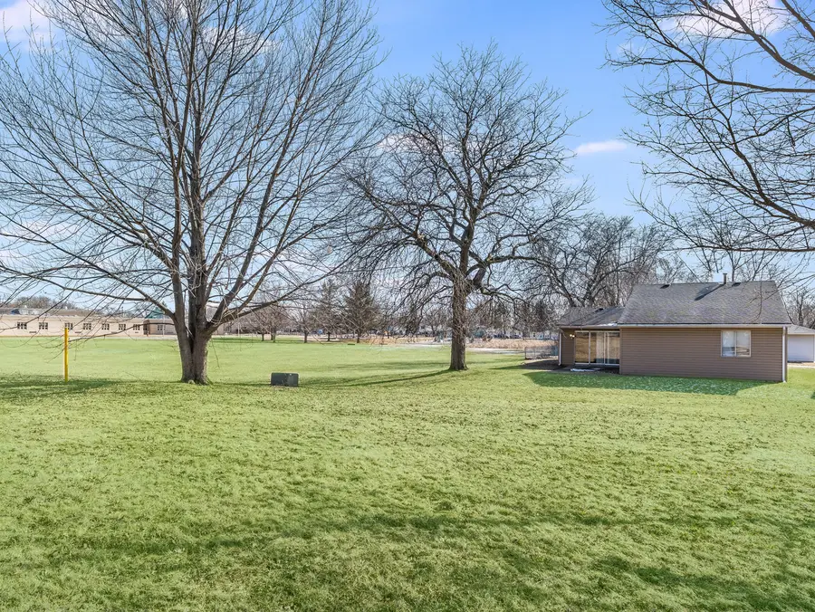 828 Mulford Lane, Joliet, IL 60431 - Image #2