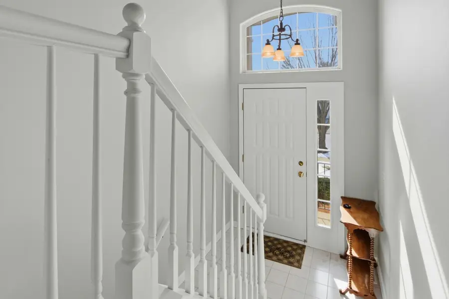 9334 Waterfall Glen Boulevard, Darien, IL 60561 - #3