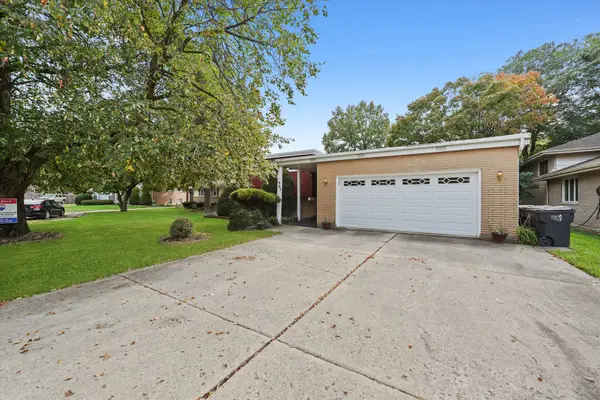 943 E 164th Court, South Holland, IL 60473