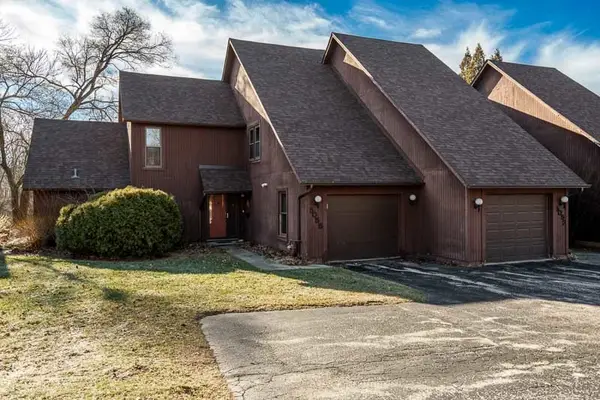 5055 Woodlake Drive #1, Loves Park, IL 61111