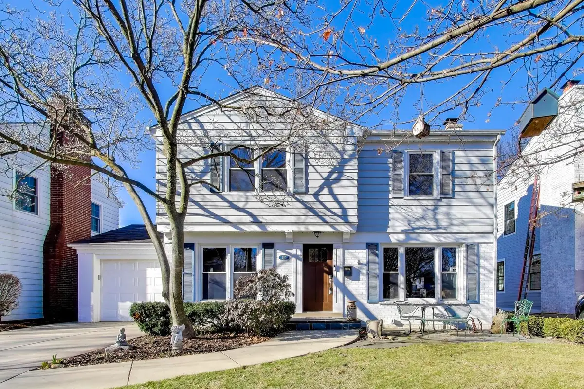 200 S Derbyshire Lane, Arlington Heights, IL 60004 - Image #1