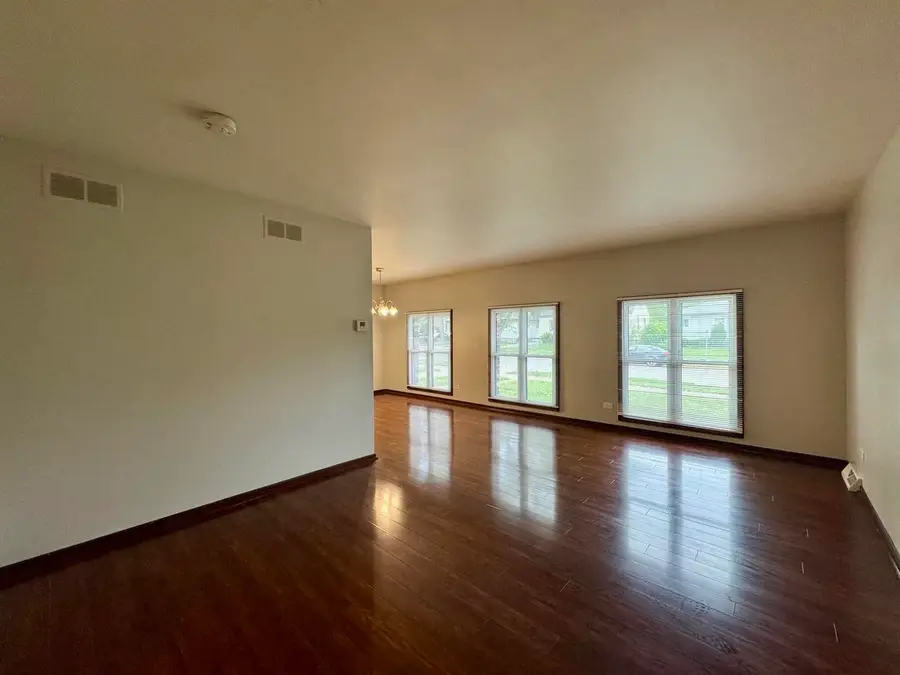 18013 Park Avenue, Lansing, IL 60438 - Image #3