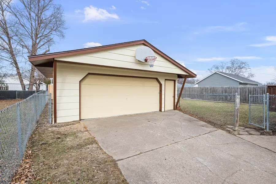 3208 W 64th Street, Davenport, IA 52806 - Image #3