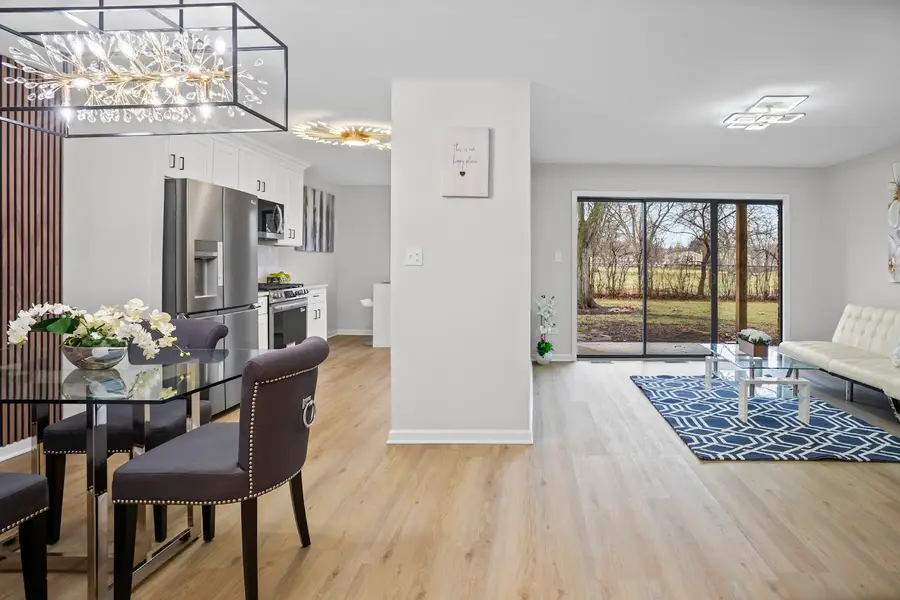 1454 N Elmhurst Road #102B, Mount Prospect, IL 60056 - Image #2