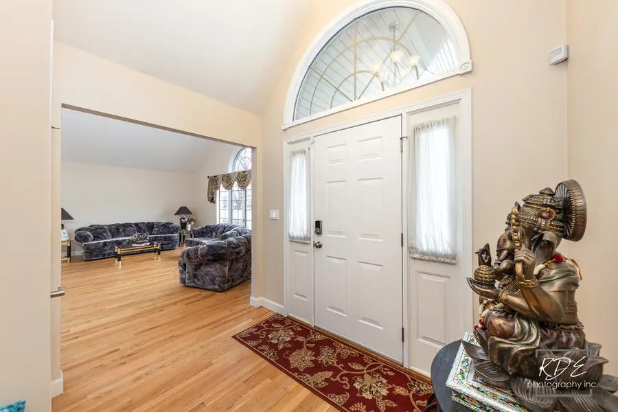 9361 Keswick Drive, Woodridge, IL 60517 - #3