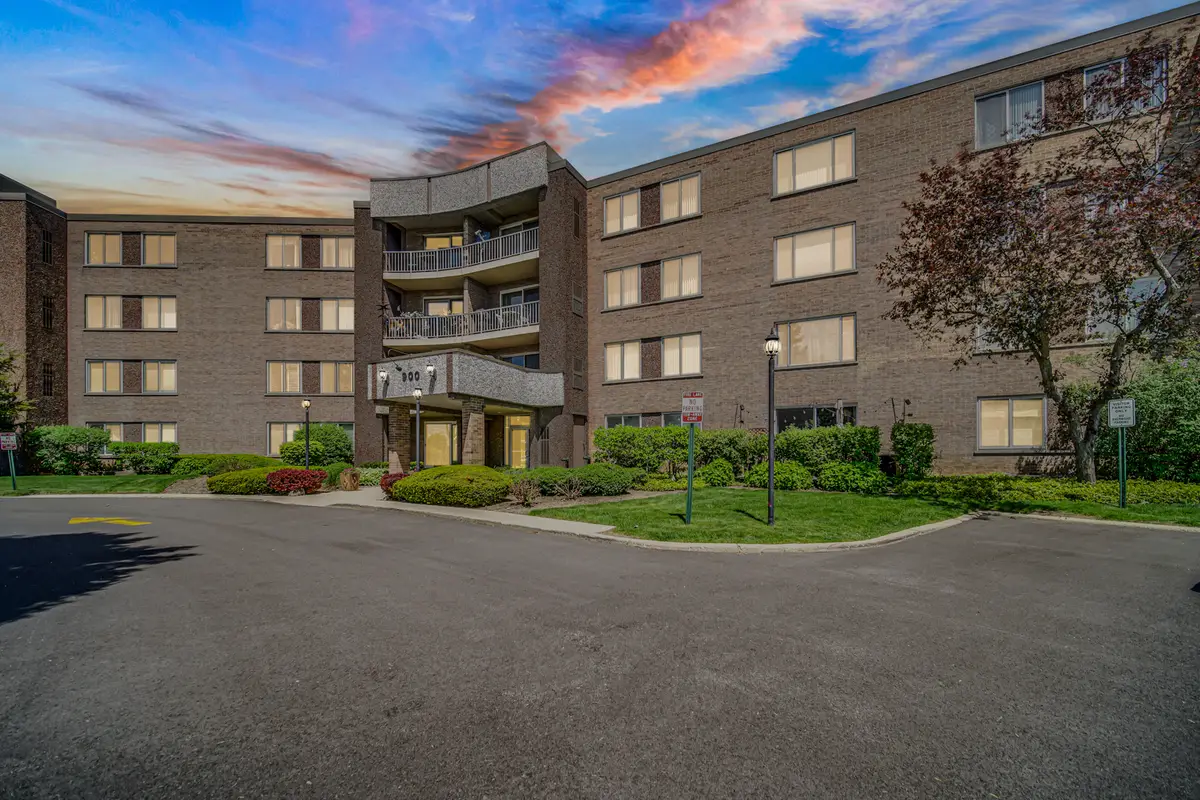 900 E Wilmette Road #406, Palatine, IL 60074 - #1