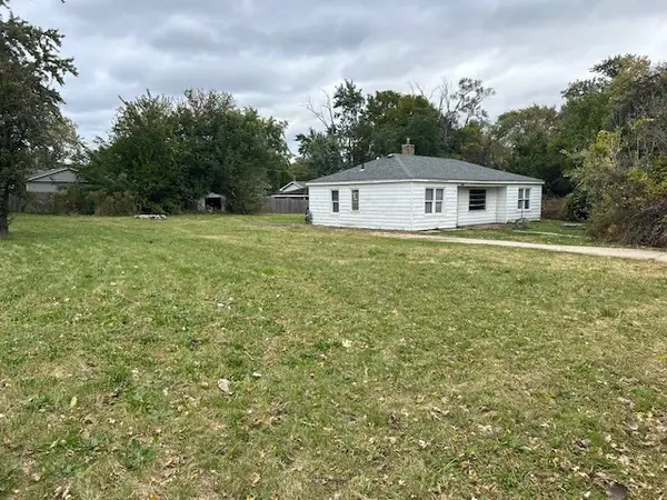 1305 S Wisconsin Avenue, Lombard, IL 60148