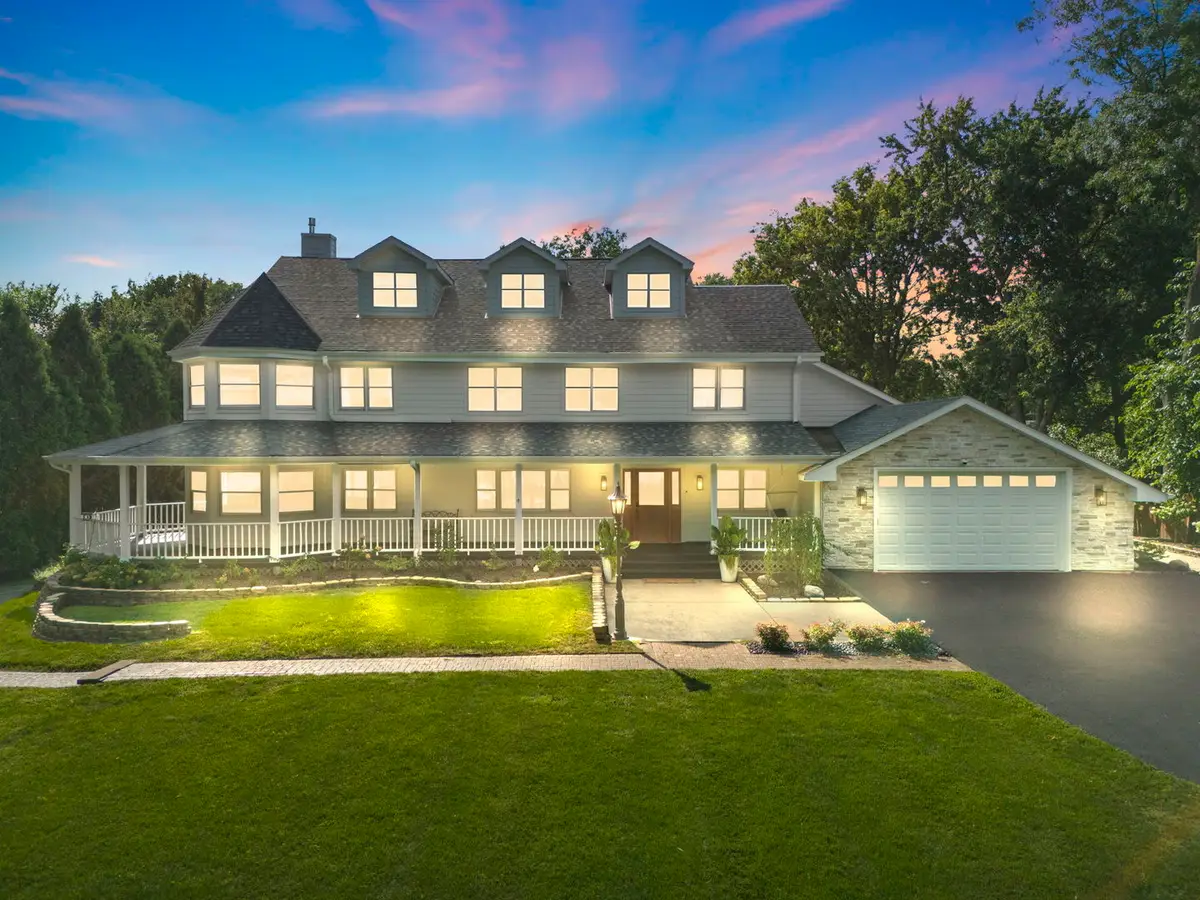 8S452 Bell Drive, Naperville, IL 60565 - Image #1