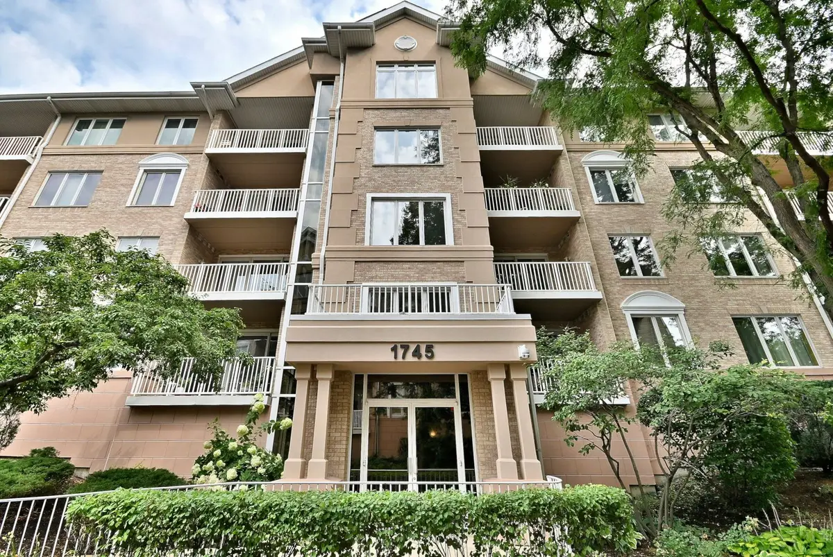 1745 Pavilion Way #502, Park Ridge, IL 60068 - Image #1