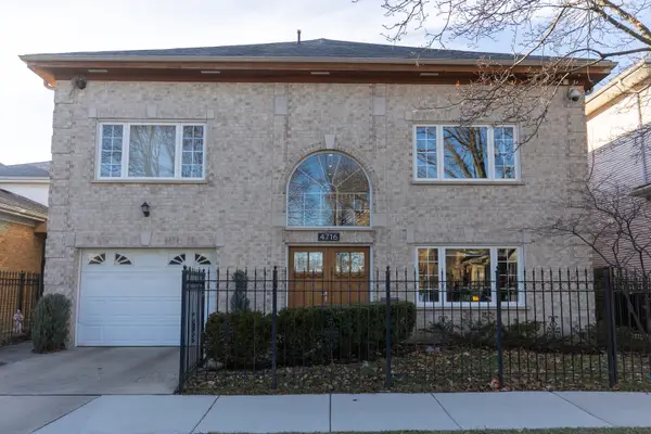 4716 N Kilbourn Avenue, Chicago, IL 60630