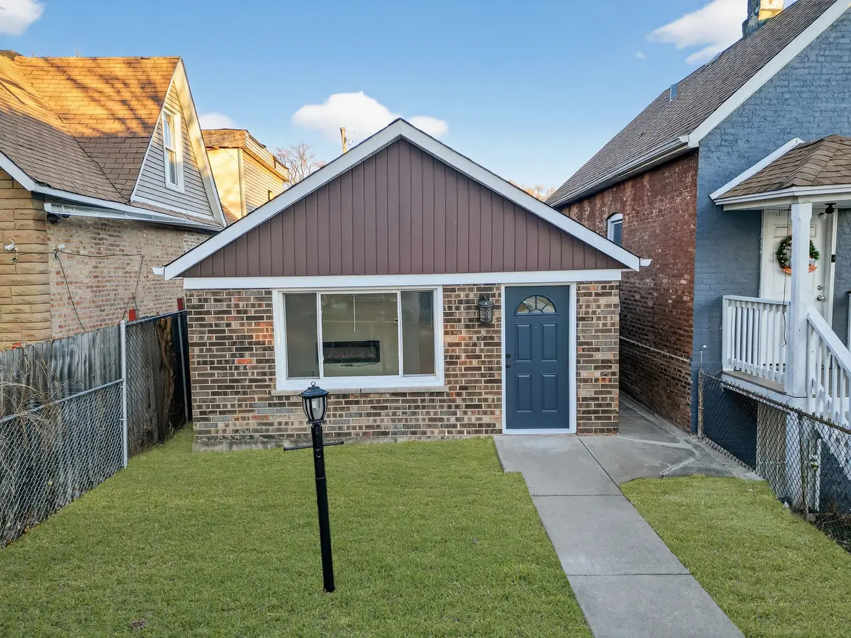 525 N Springfield Avenue, Chicago, IL 60624 - Image #1