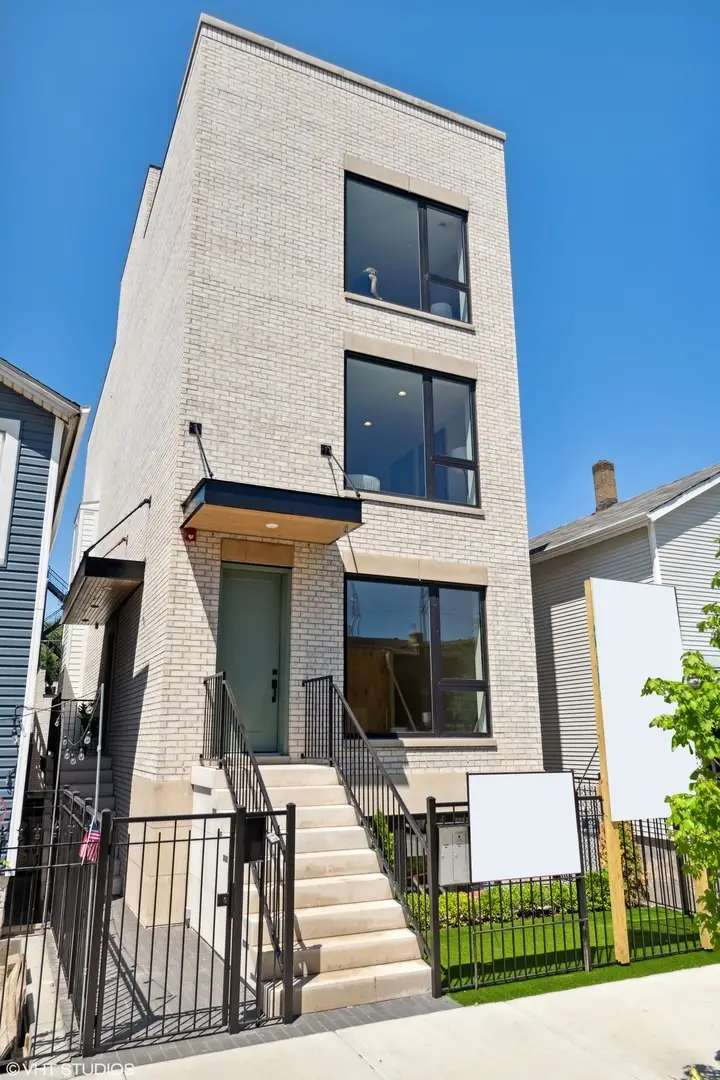 Address Withheld By Seller, Chicago, IL 60642 - Image #1