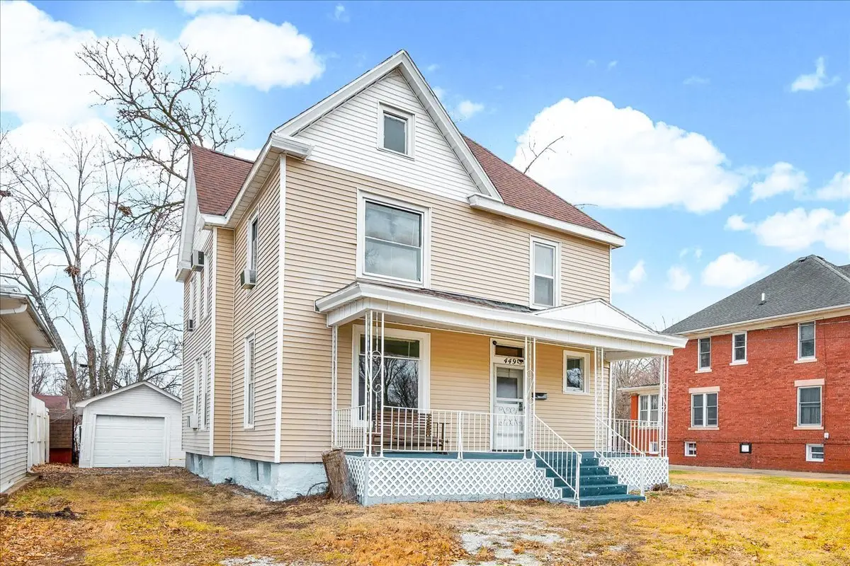 449 N 3rd Avenue, Canton, IL 61520 - Image #1