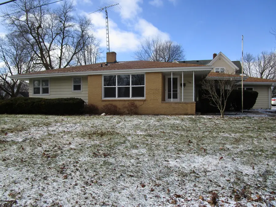 306 N Grant Street, Harvard, IL 60033 - Image #2