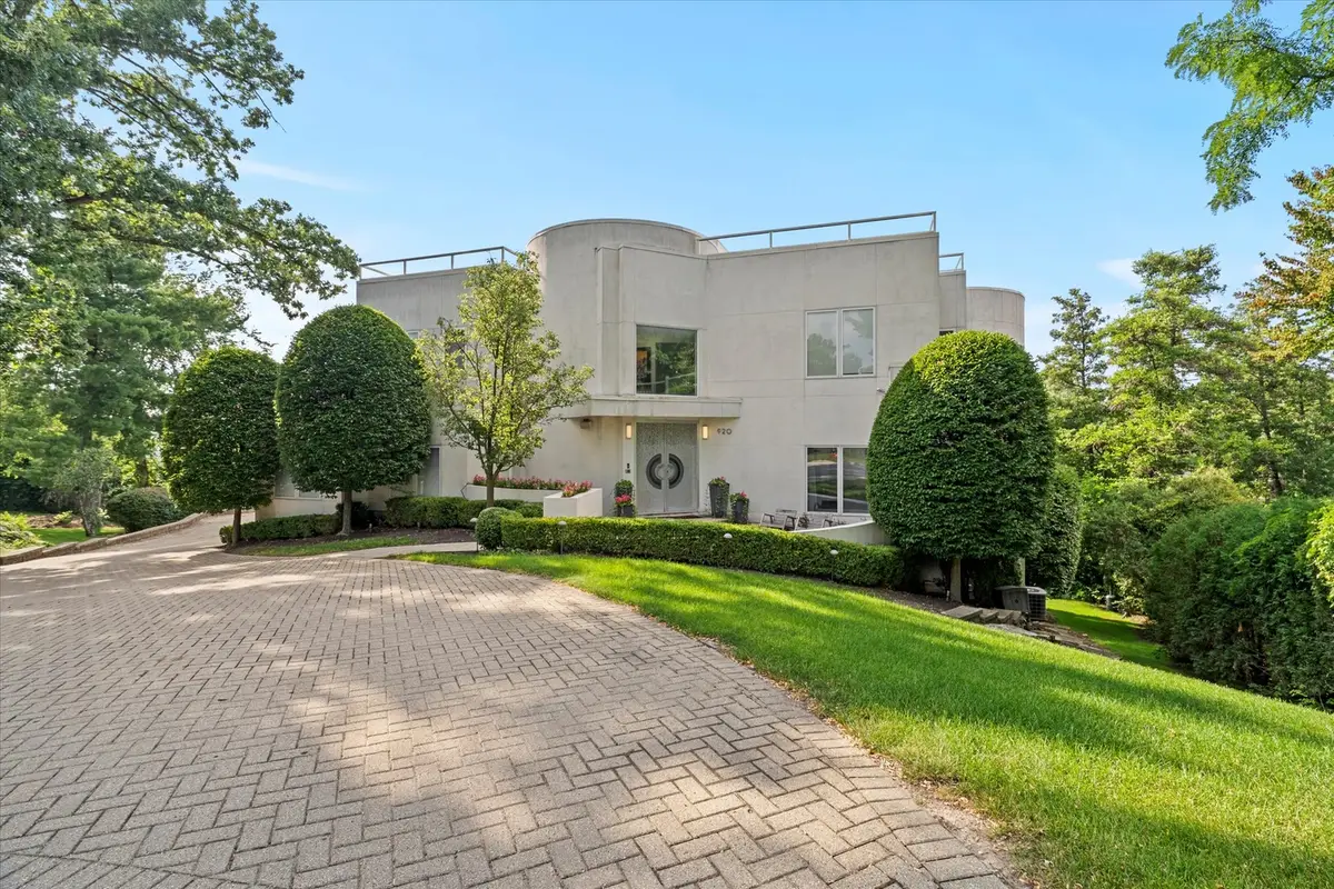 920 St Stephens Green, Oak Brook, IL 60523 - Image #1