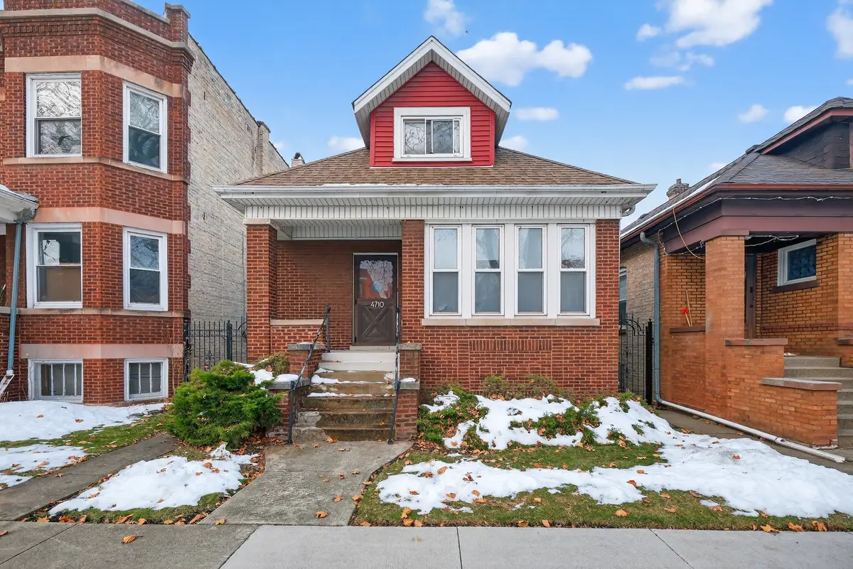 4710 W Schubert Avenue, Chicago, IL 60639 - Image #1