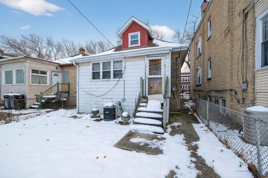 4710 W Schubert Avenue, Chicago, IL 60639 - Image #2