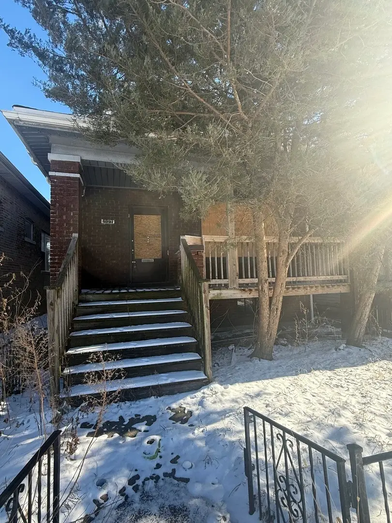 7927 S Colfax Avenue, Chicago, IL 60617 - Image #2