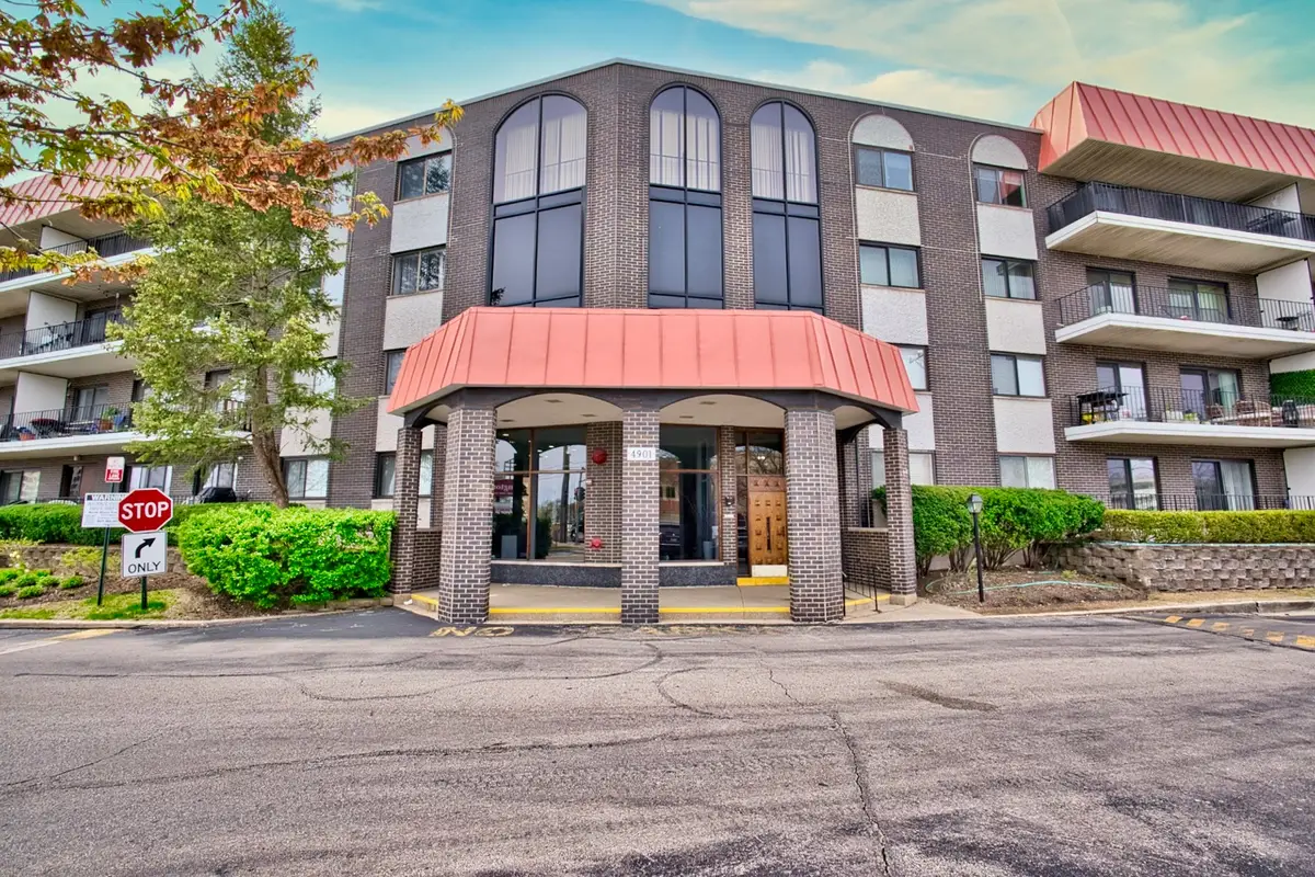 4901 Golf Road #310, Skokie, IL 60077 - Image #1