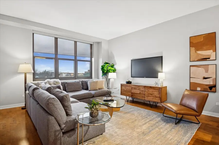 3140 N Sheffield Avenue #504, Chicago, IL 60657 - Image #2