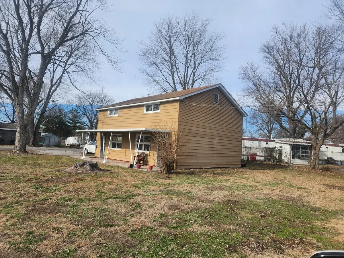 1024 N Hickory Street, Saint Johns, IL 62832 - Image #1