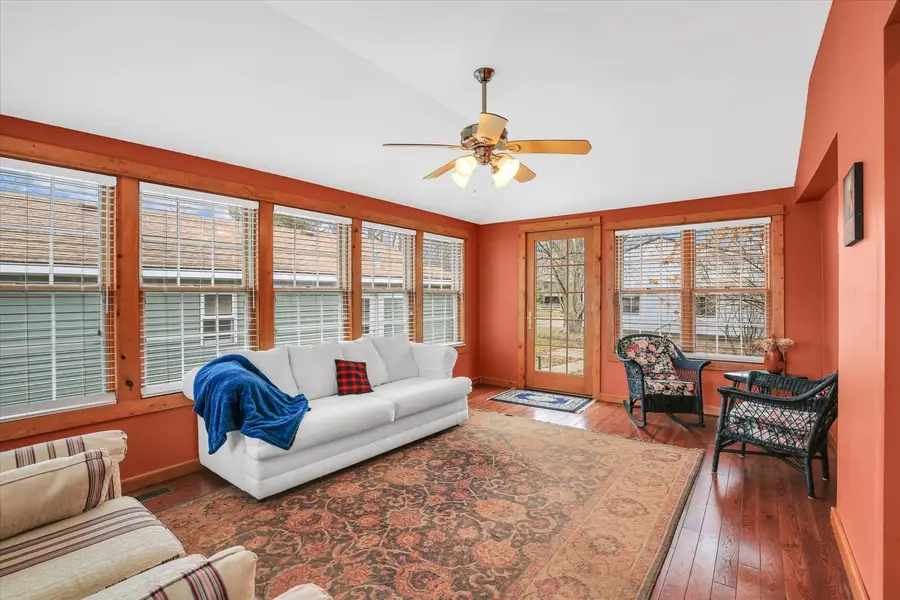 112 W North Front Street, Sadorus, IL 61872 - Image #3