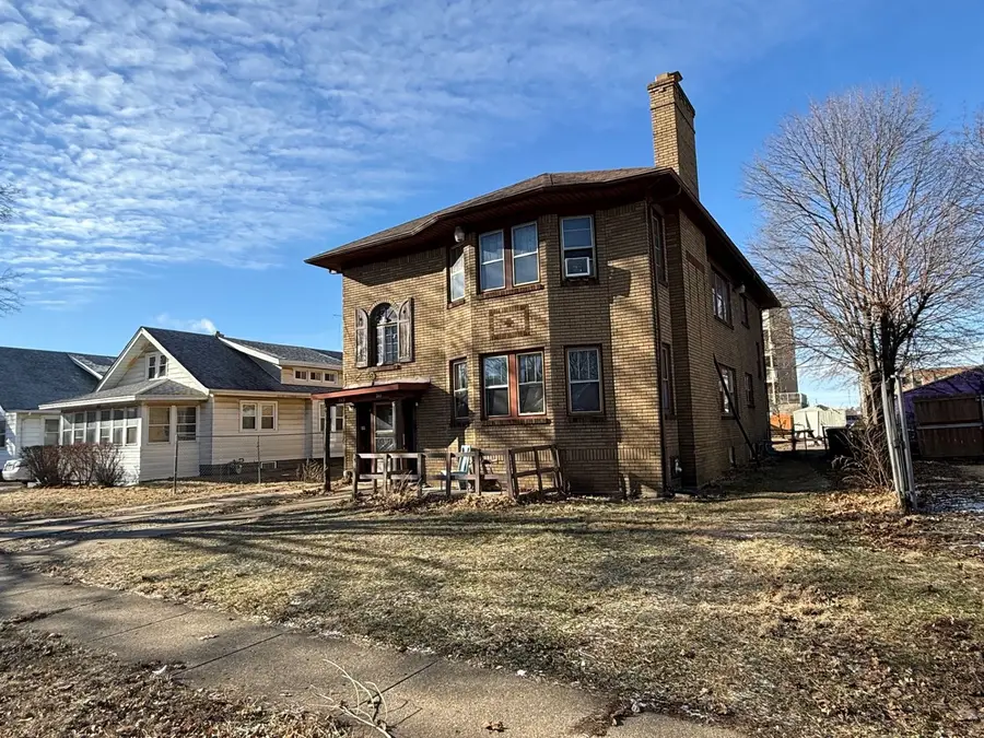 2111 S 4th Street, Rockford, IL 61104 - Image #2