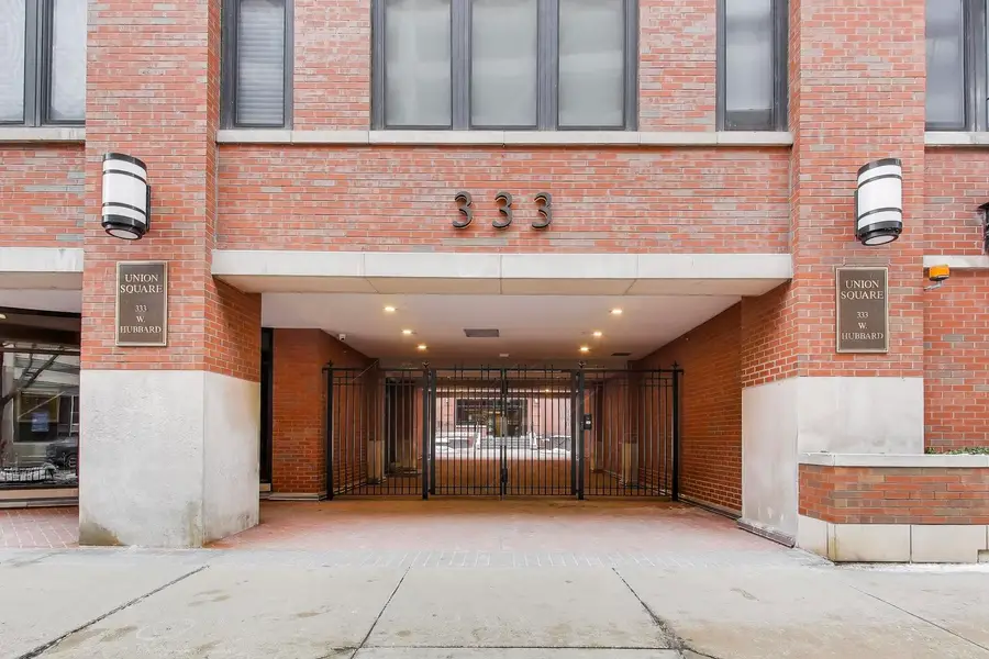 Address Withheld By Seller, Chicago, IL 60654 - Image #3