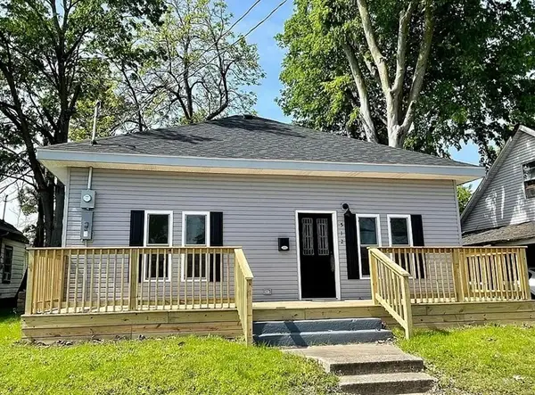 512 E 5th Street, Metropolis, IL 62960