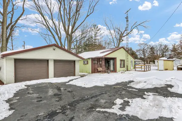 2314 1/2 E Main Street, Urbana, IL 61802