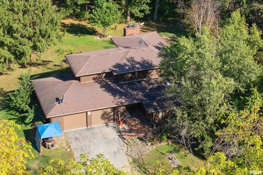 8039 Hazel Road, Morrison, IL 61270 - Image #2