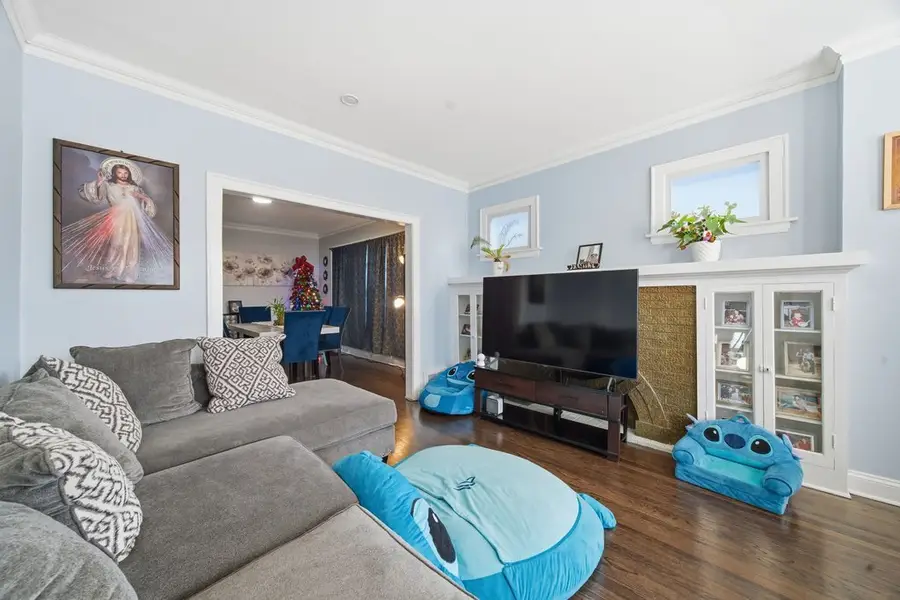 6047 S Richmond Street, Chicago, IL 60629 - Image #3