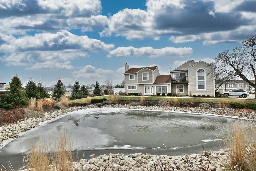 693 Le Parc Circle, Buffalo Grove, IL 60089 - Image #3