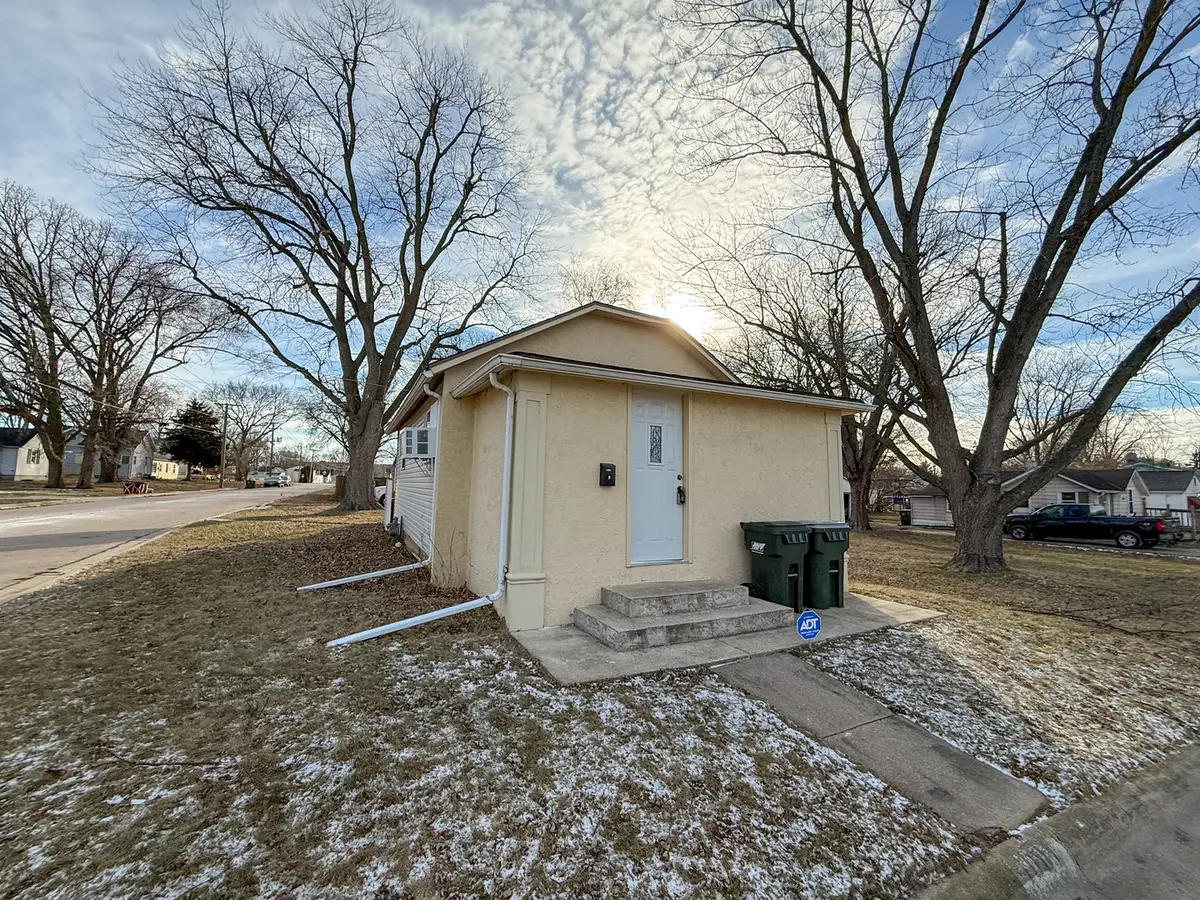 1001 W 9th Street, Sterling, IL 61081 - Image #1