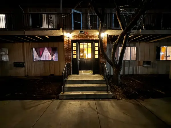 2408 Algonquin Road #3, Rolling Meadows, IL 60008