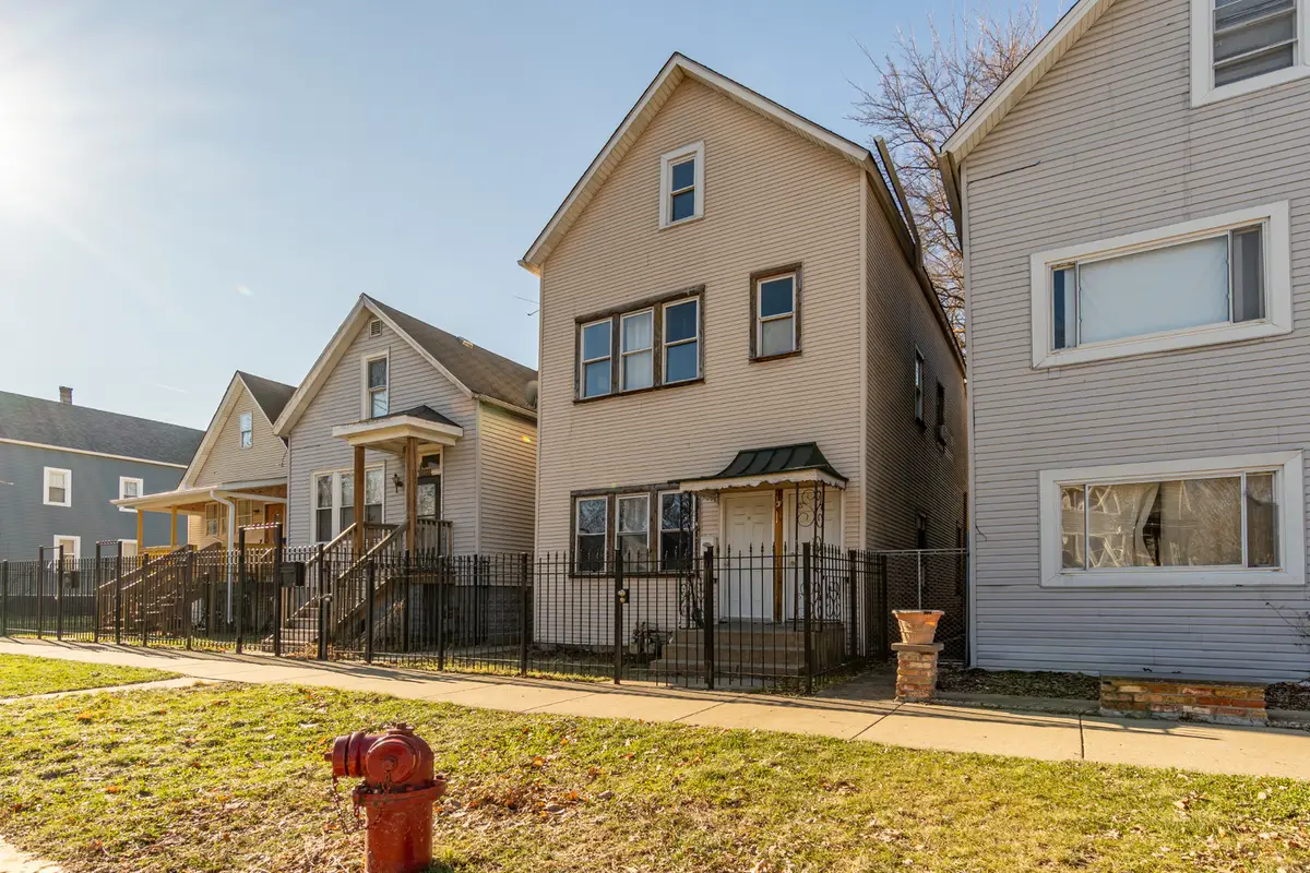 5230 S Justine Street, Chicago, IL 60609 - Image #1