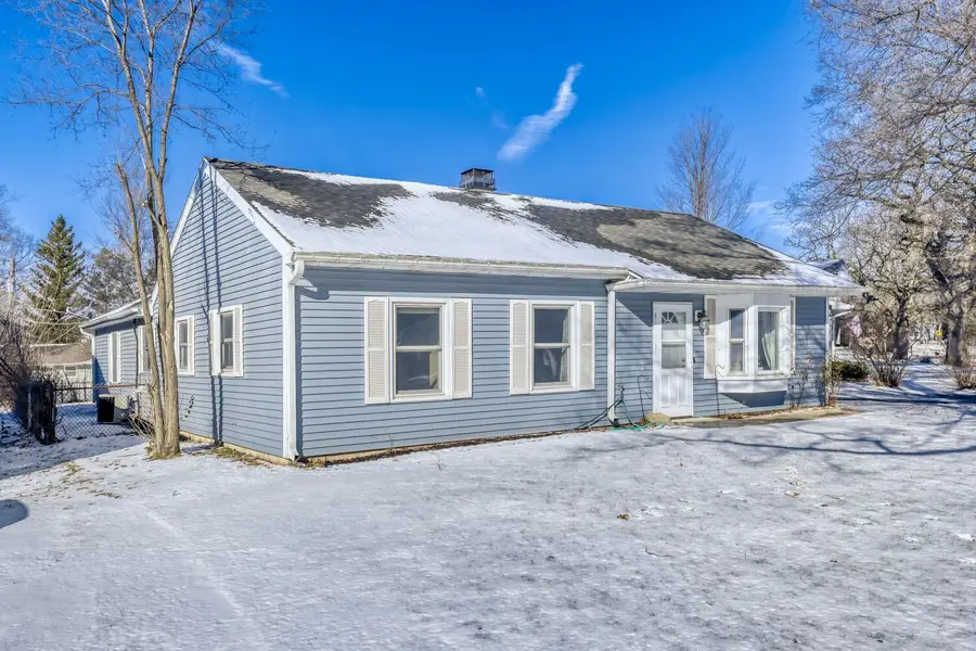 290 Oakwood Drive, Antioch, IL 60002 - Image #2