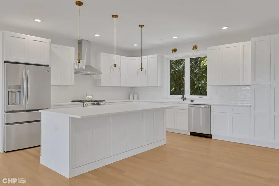 7214 S 78th Avenue, Bridgeview, IL 60455 - #3