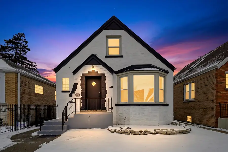 4840 W Waveland Avenue, Chicago, IL 60641 - Image #2