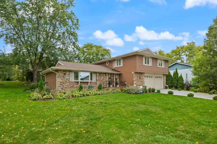 320 Pochet Lane, Schaumburg, IL 60193 - Image #2